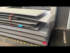 O aço inoxidável 430 é bom para o ar livre?