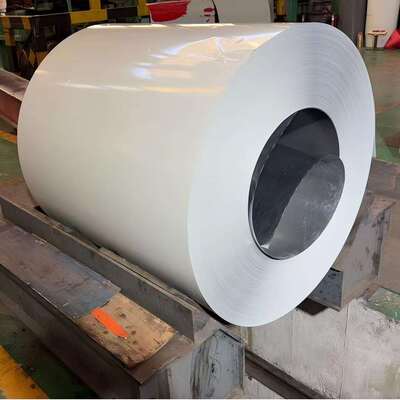 RAL9016 bobina de aço galvanizado pré-pintada com espessura de 0,1 ∼1,2 mm e revestimento Z30 ∼Z40 para telhados e cercas